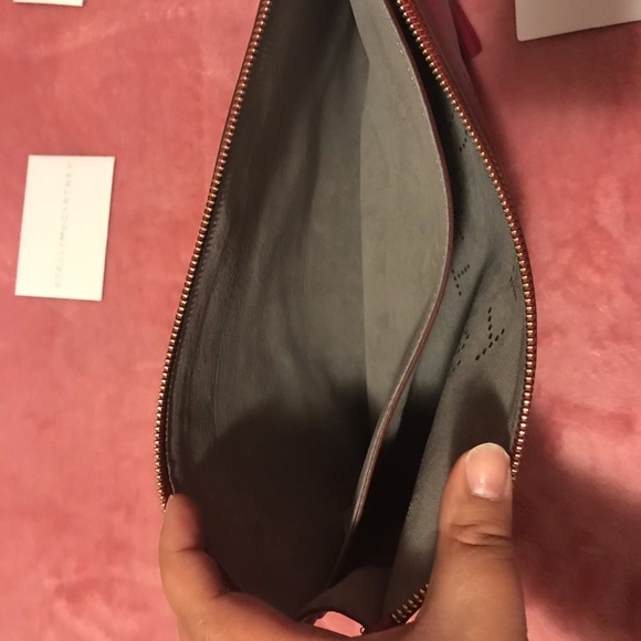 Stella McCartney logo red clutch - Picture 6 of 8